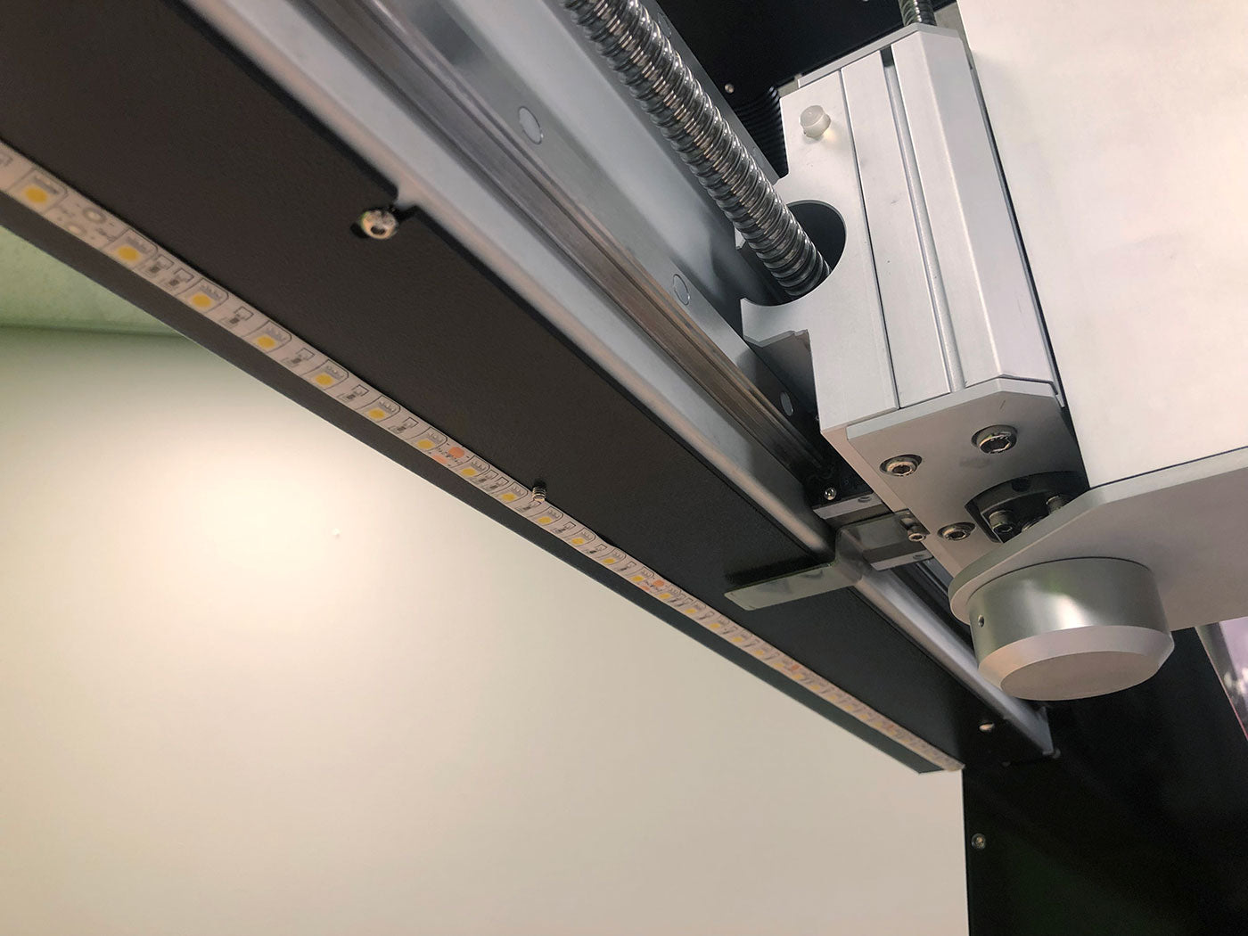 Axiom – LED Lamp Kit (ICONIC 4, 6, 8)