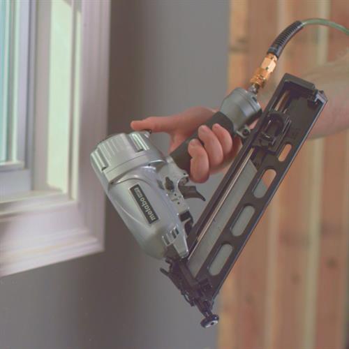 Metabo HPT - 2-1/2 Inch 15 Gauge Angled Finish Nailer with Air Duster - Model: NT65MA4