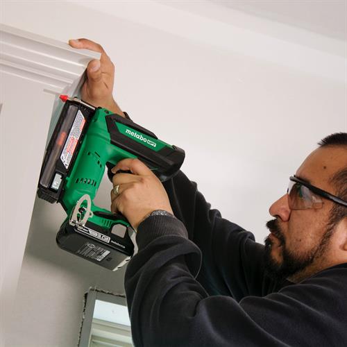 Metabo HPT - 18V 23 Gauge Cordless Pin Nailer with FREE EXTRA BATTERY - Model: NP18DSAL